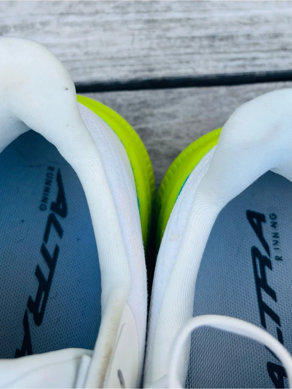 Altra White Men’s Running Shoes White & Lime size 10.5 - Picture 11 of 11